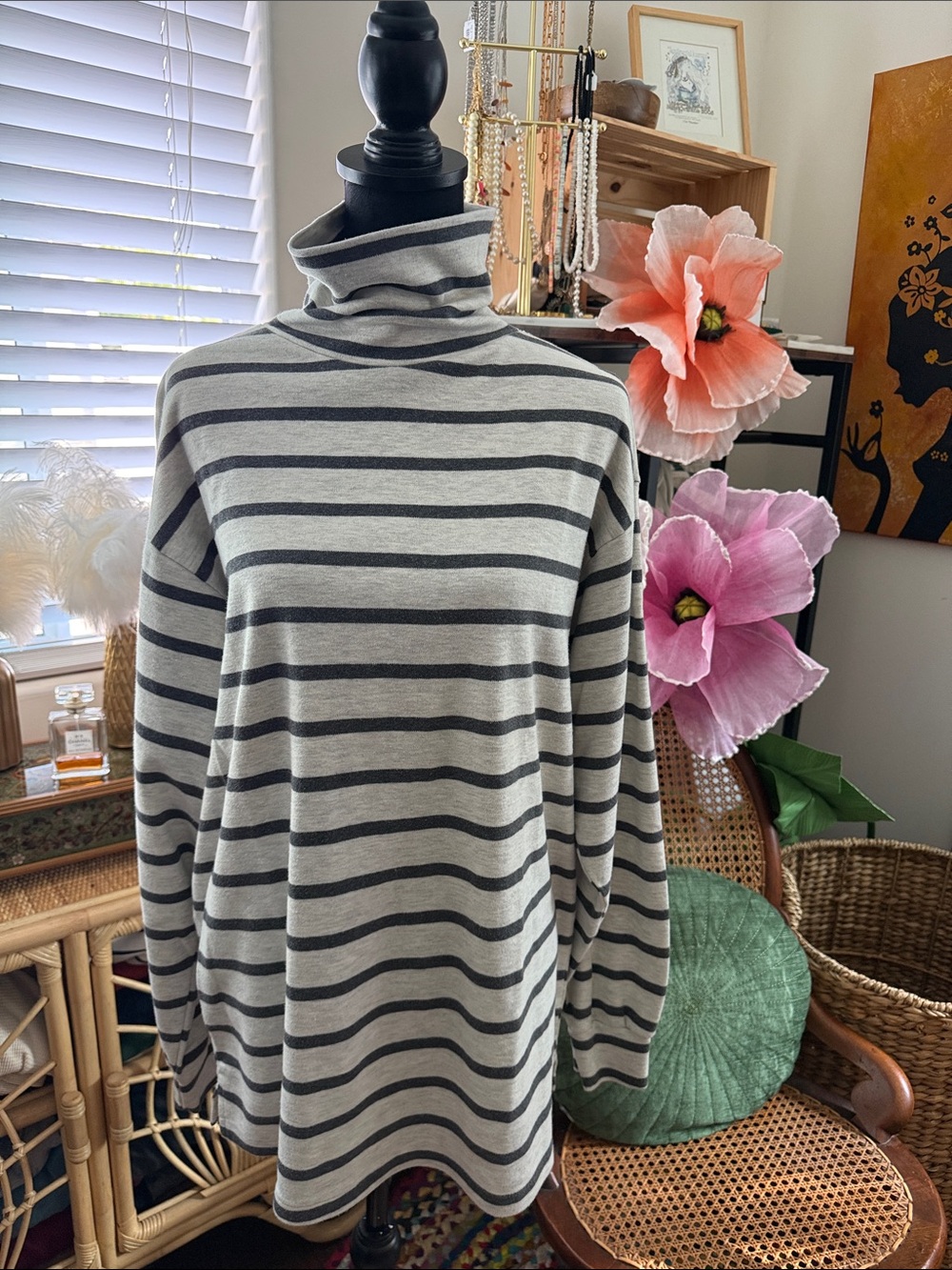 Vintage 90s GAP Gray Striped Long Sleeve Turtleneck